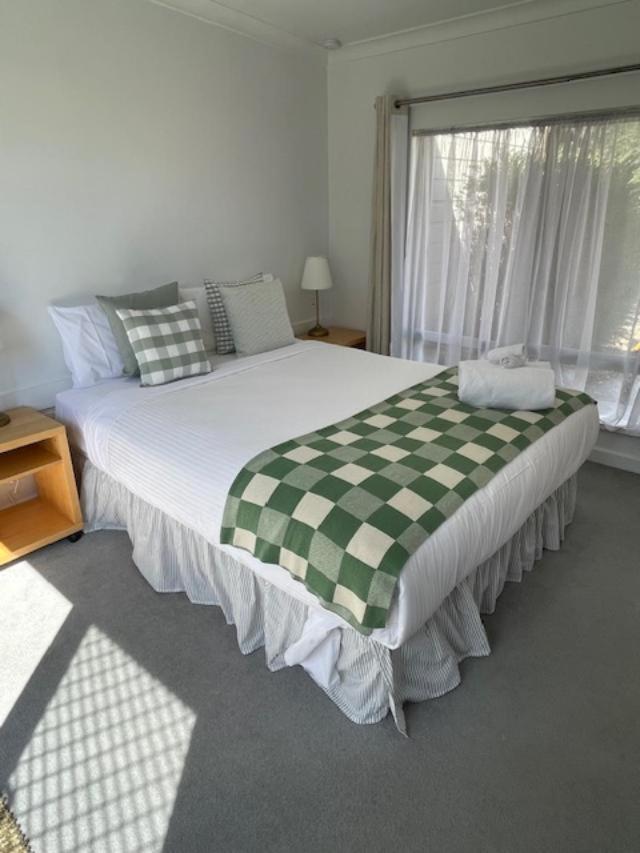 Euroa Motor Inn Bagian luar foto