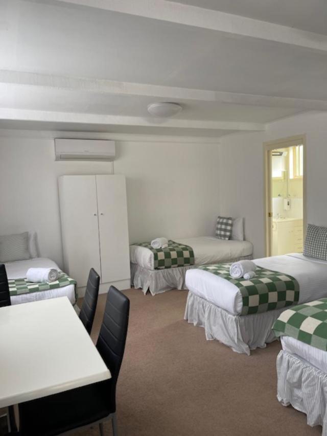 Euroa Motor Inn Bagian luar foto