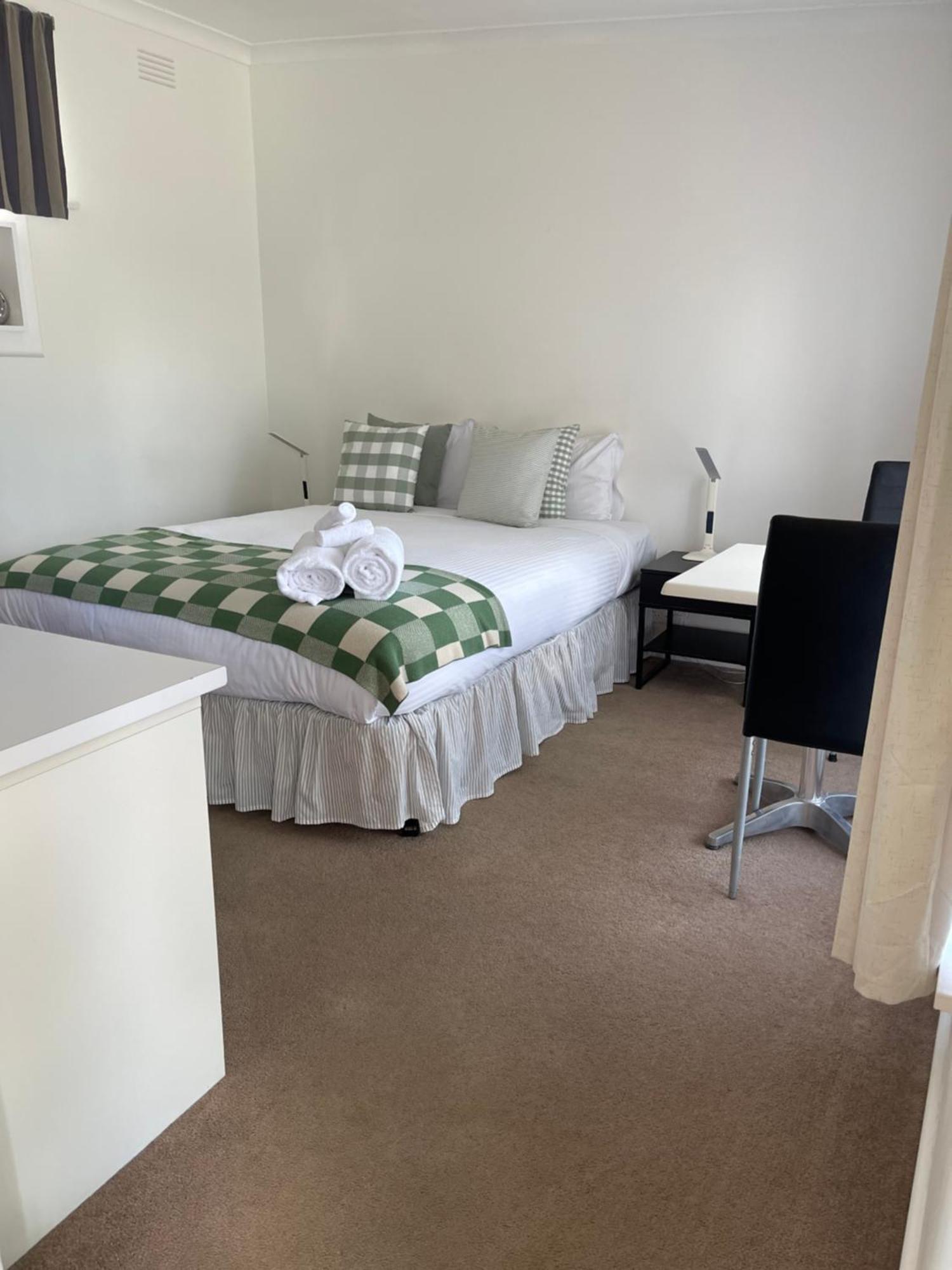 Euroa Motor Inn Bagian luar foto