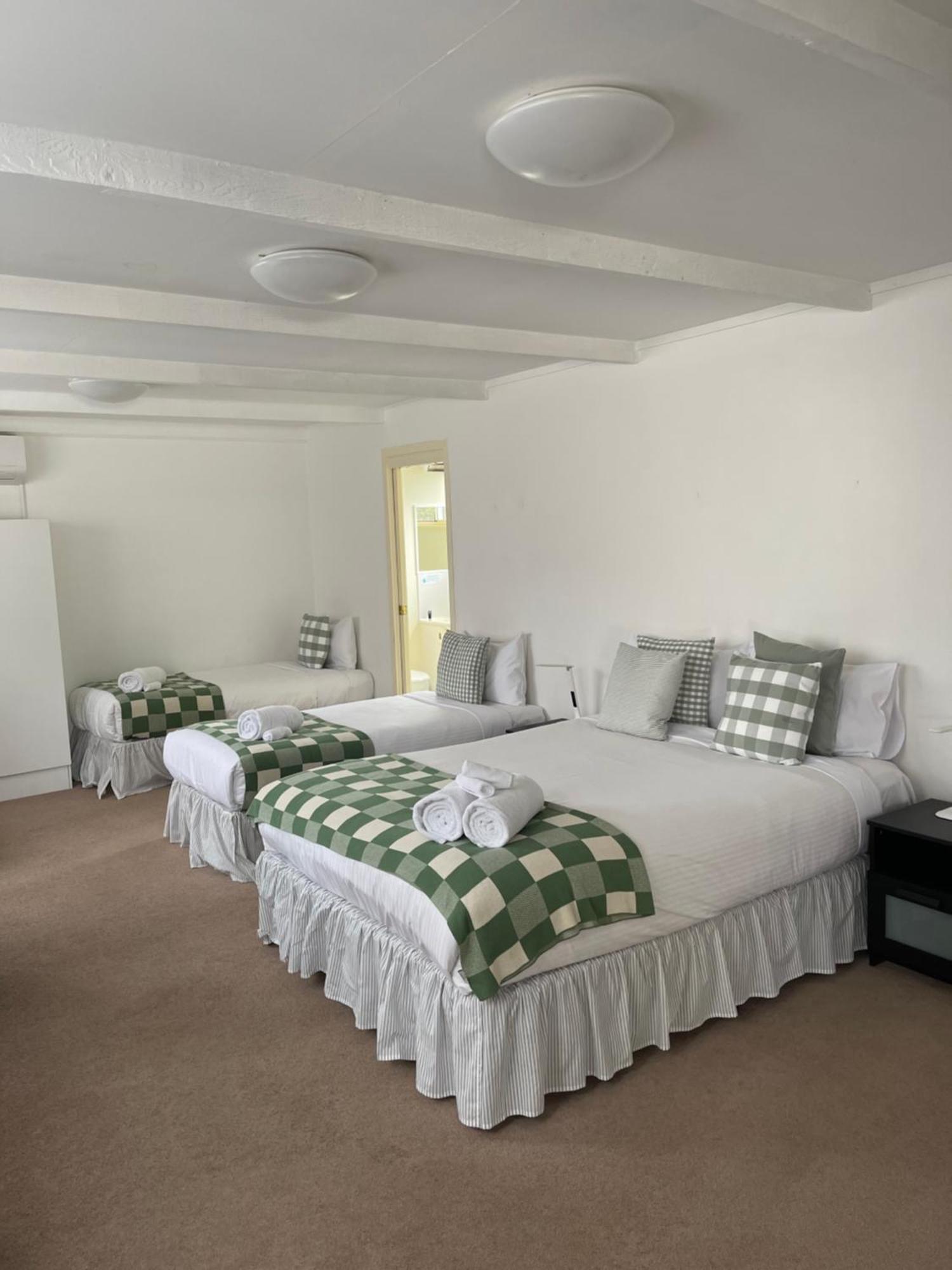 Euroa Motor Inn Bagian luar foto