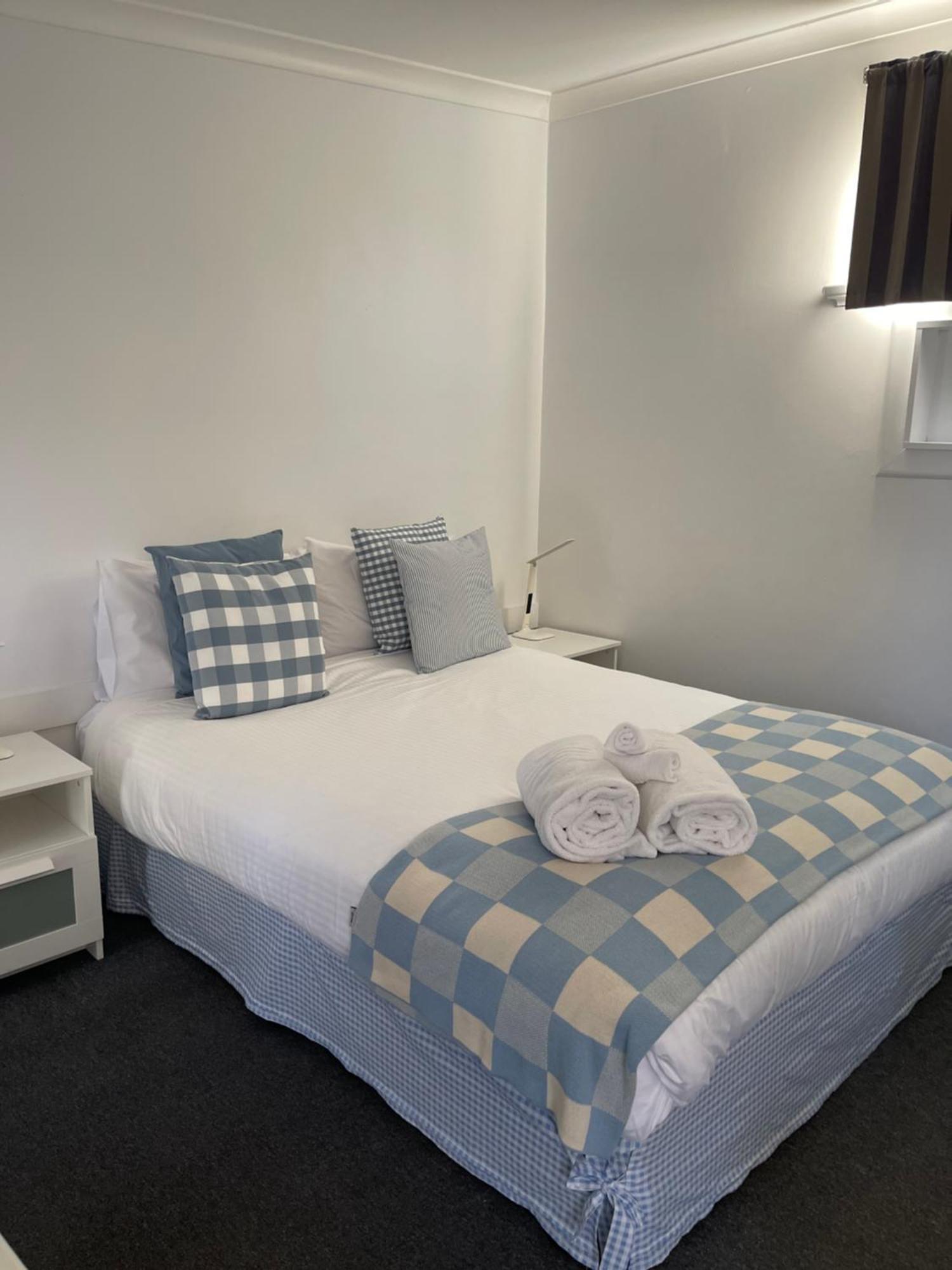 Euroa Motor Inn Bagian luar foto