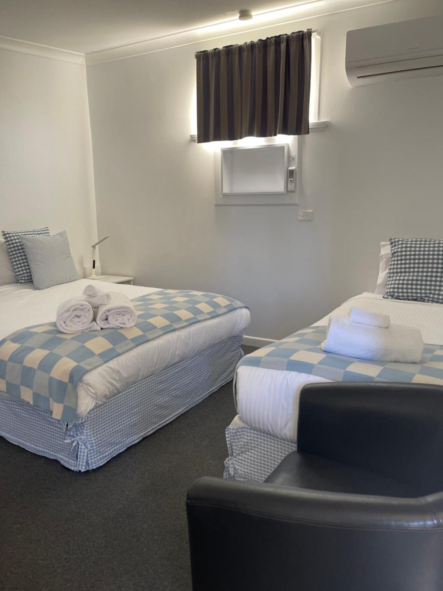 Euroa Motor Inn Bagian luar foto