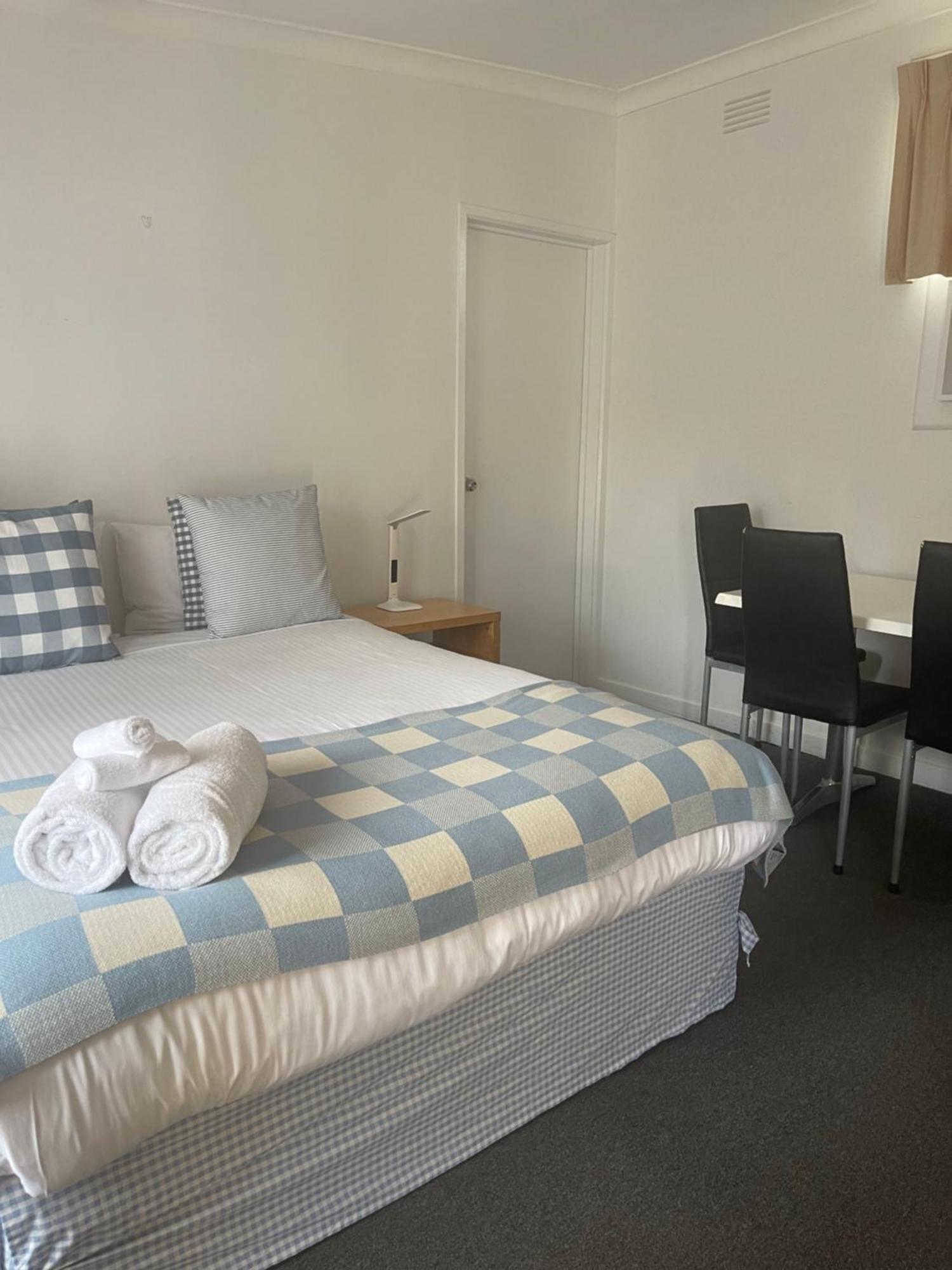Euroa Motor Inn Bagian luar foto