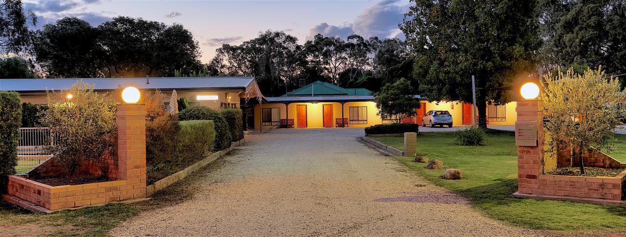Euroa Motor Inn Bagian luar foto