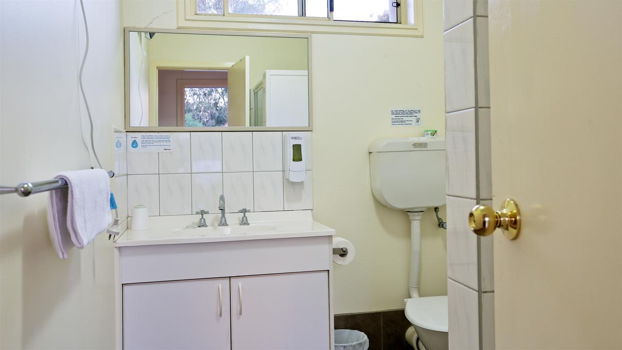 Euroa Motor Inn Bagian luar foto