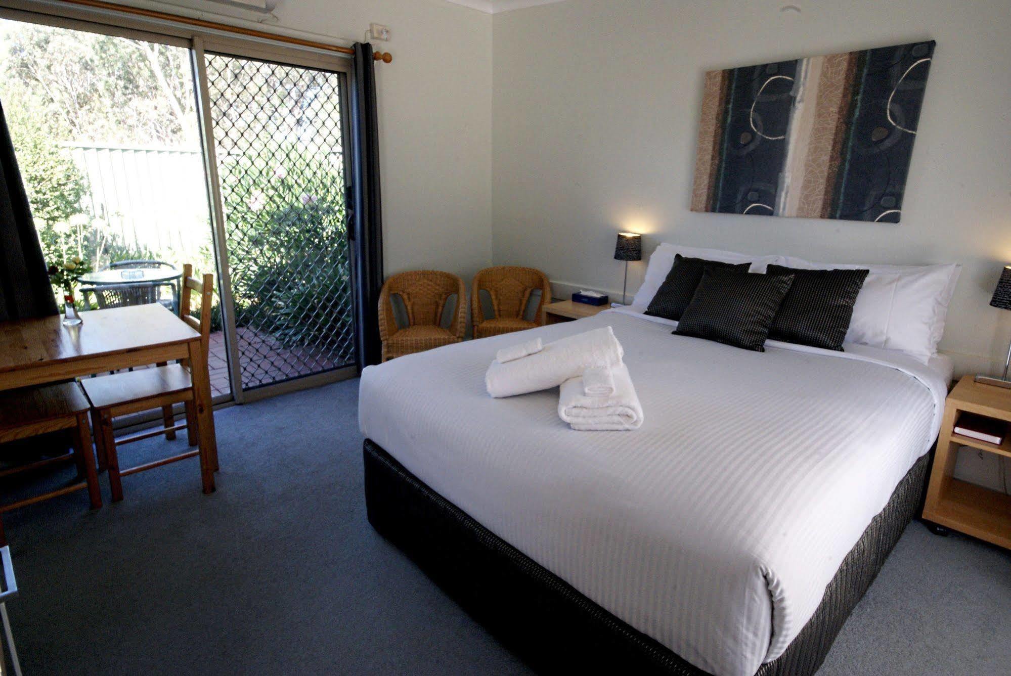 Euroa Motor Inn Bagian luar foto