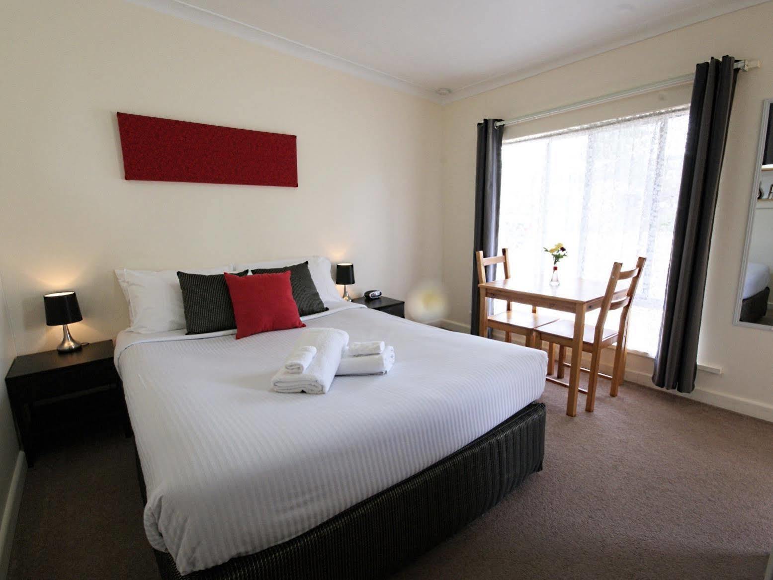 Euroa Motor Inn Bagian luar foto